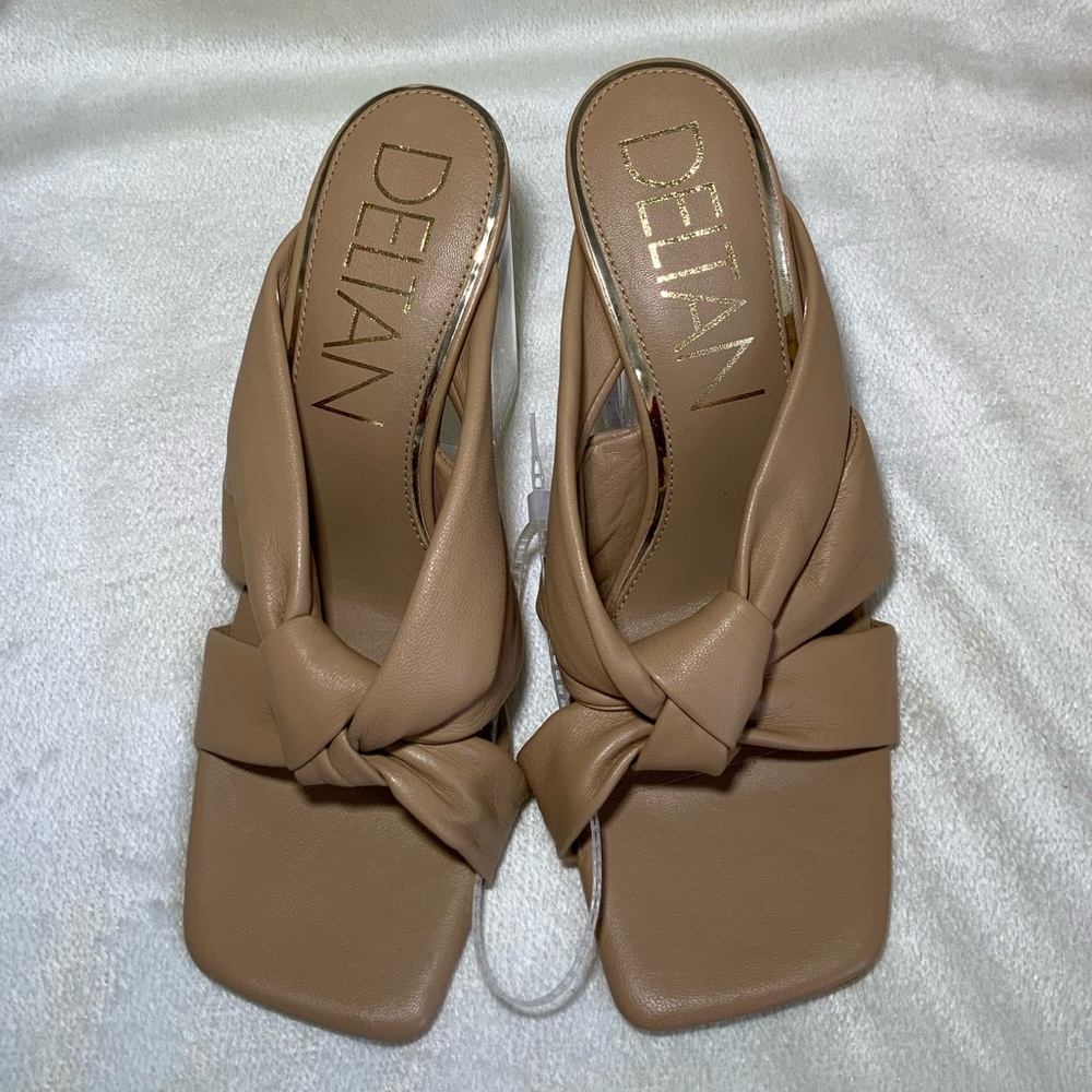 NEW Deltan “Kira” Puffy Tan Leather Square Toe Sandals Acrylic Clear Heels NWOT - Picture 5 of 10